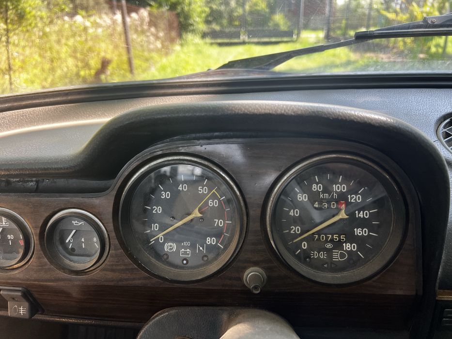 Lada жигули 2106