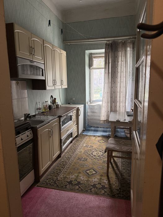 Затишна 1-кімнатна квартира площею 35 м² на 1 поверсі.