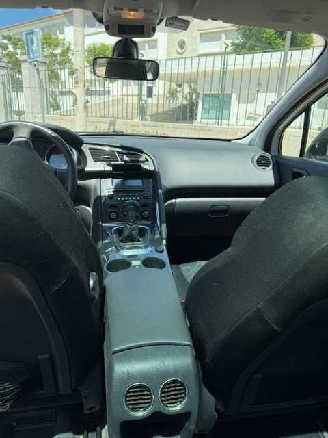 Vendo PEUGEOT 3008 1.6HDi ACTIVE 2011 - nacional, em bom estado geral.