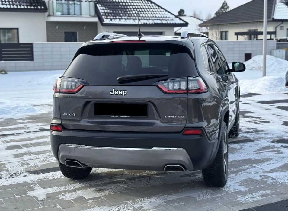 Jeep Cherokee 2019 року