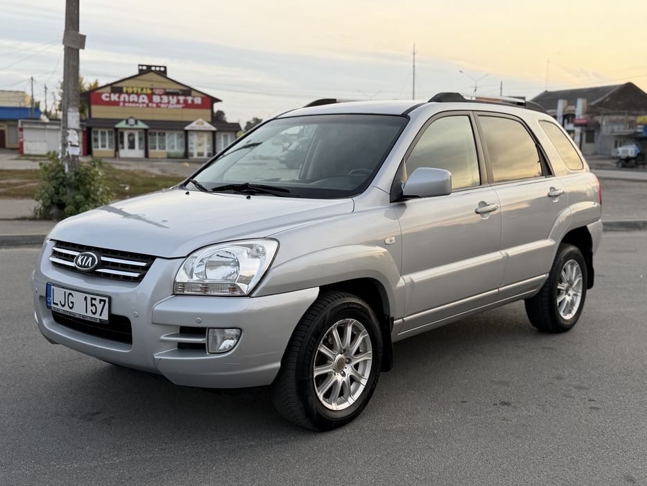 Продам Kia Sportage 4x4