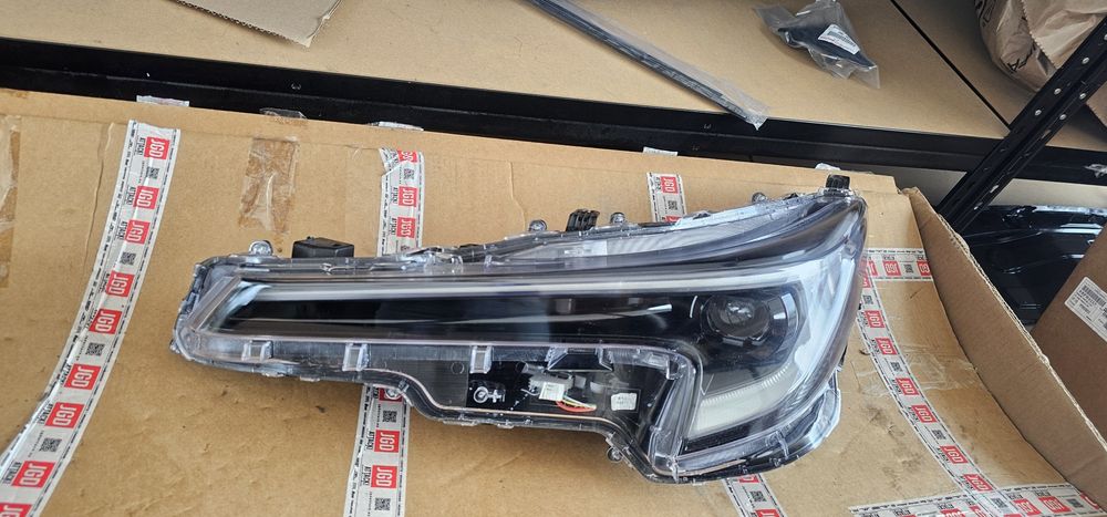 Toyota Corolla E21 lift lampa reflektor Full led lewa przód przednia 81150-02X10 igła EU OE