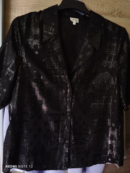 Bluzki z krótkim i długim rękawem cztery sztuki