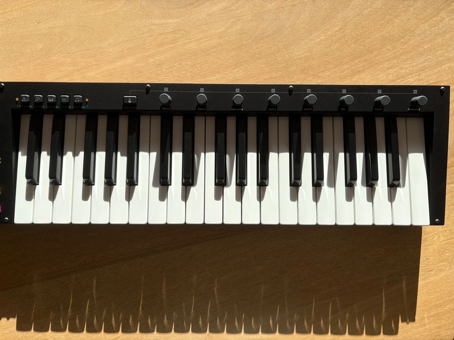 Elektron Digitone Keys - estado impecável, com caixa