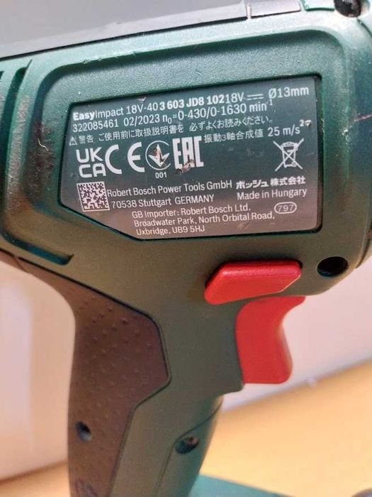 Bosch Easyimpact 18V-40 com Bateria e Carregador