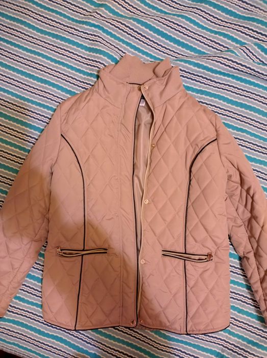 Anorak beje com cotoveleiras