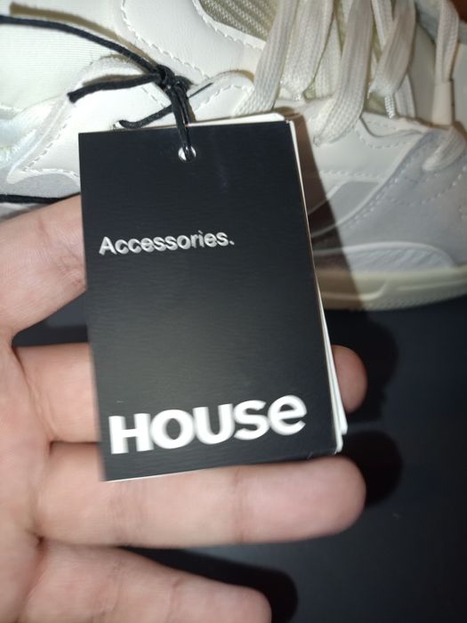 sneakersy marki House