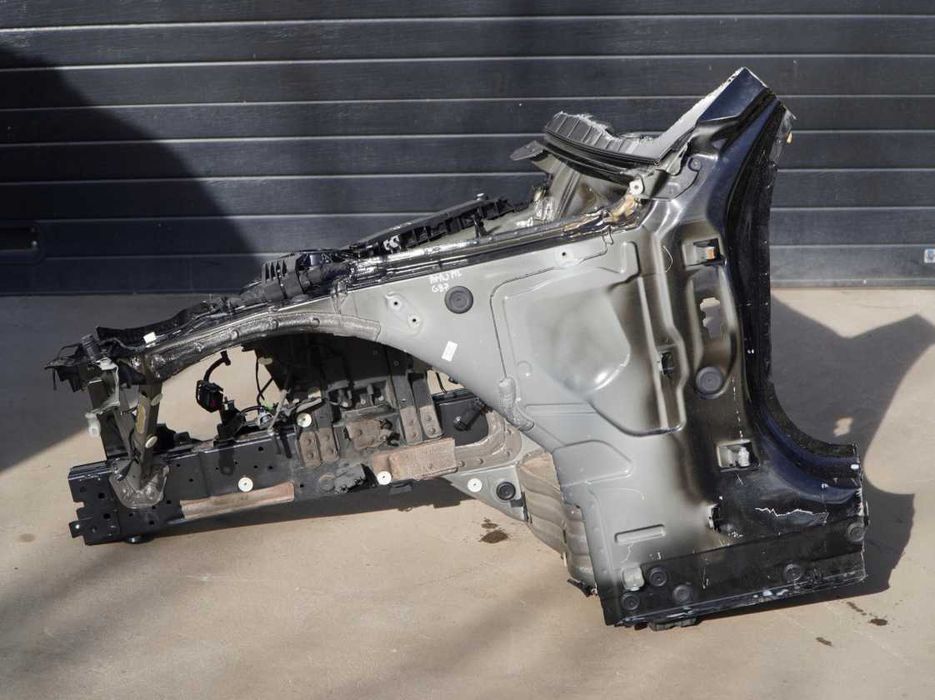 Четверть BMW 2 G42 крило кузов разборка