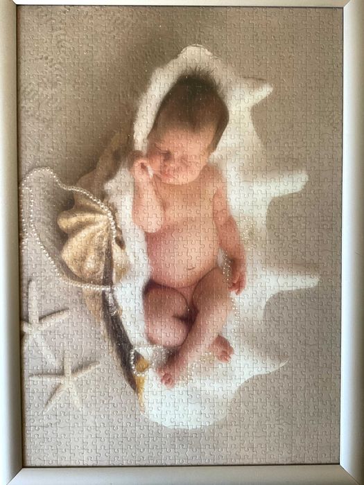 Quadro decorativo com moldura 1X70 - imagem bébé