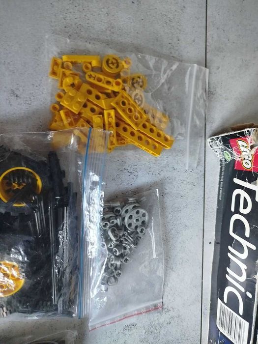 Lego 8082 Universal Building Set