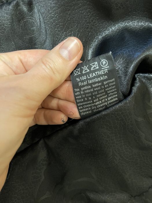 Шкіряна куртка, р. М.