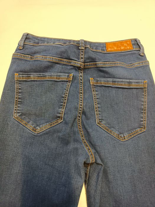 Jeansy Vero moda