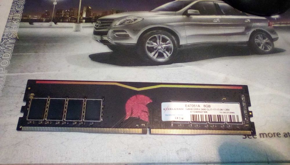 Память DDR4 Exceleram 8Gb 2400MHz
