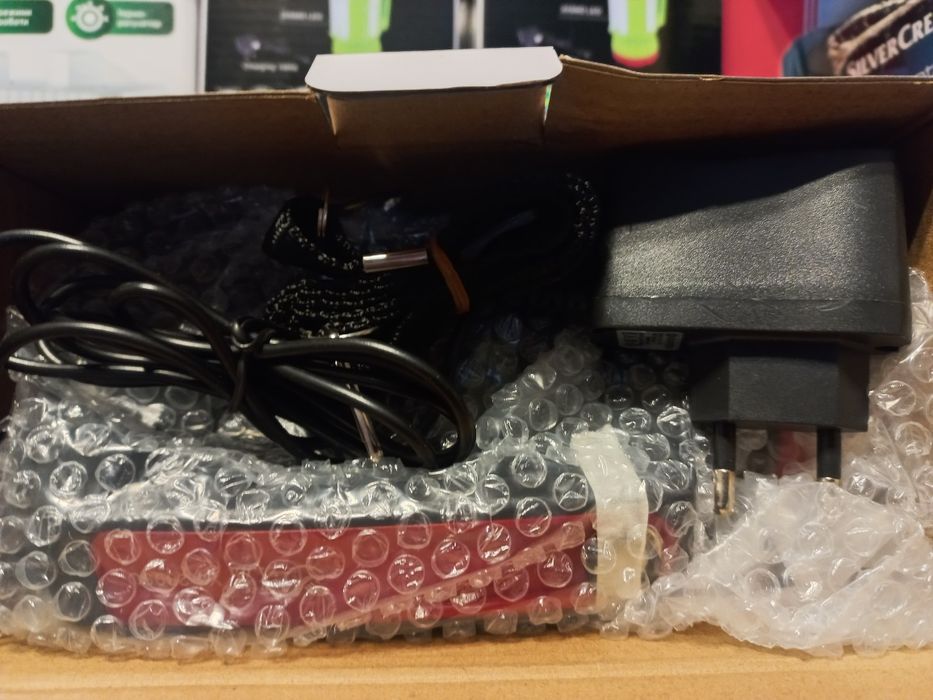 Ліхтар з функцією повербанк Є доставка по місту