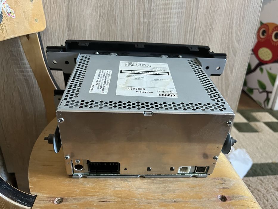 Штатна манітола Clarion