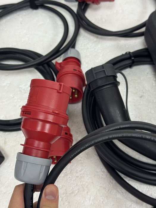 Кабель 380V для зарядки Audi e-tron 11 KWT