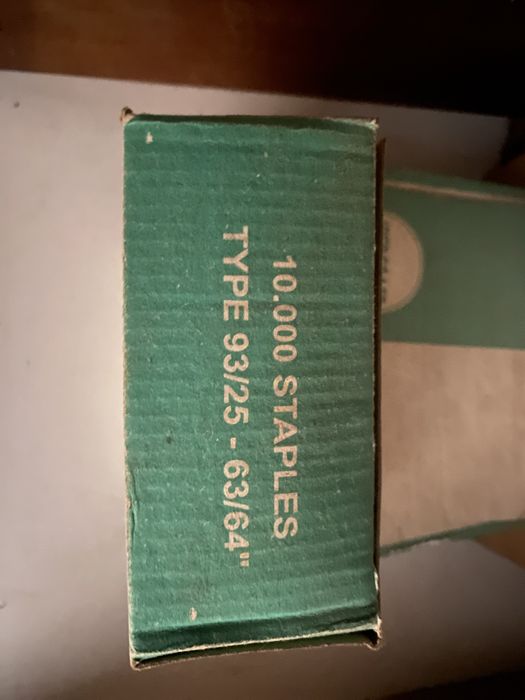 Pregos e Agrafos64585325762434124