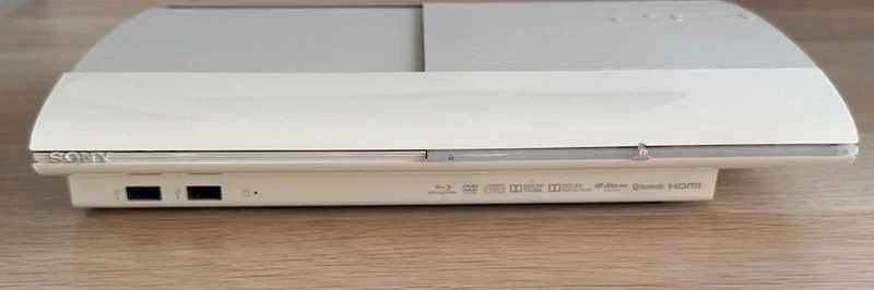 PlayStation 3 (PS3) Super Slim 500GB Branca