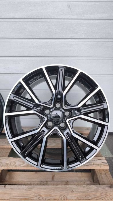 Felgi aluminiowe Audi Vw Mercedes Skoda  19" 5x112 (OL759F)