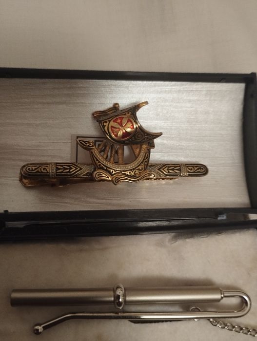 Alfinete gravata para homem