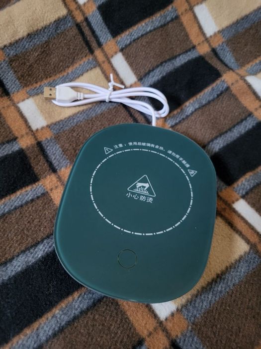 Підігрівач напоїв USB нагрівач чашок. Теплий чай в блекаут.