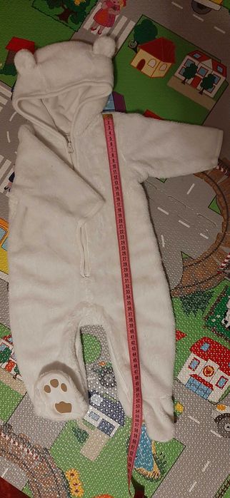 Продам весенний детский комбинезон