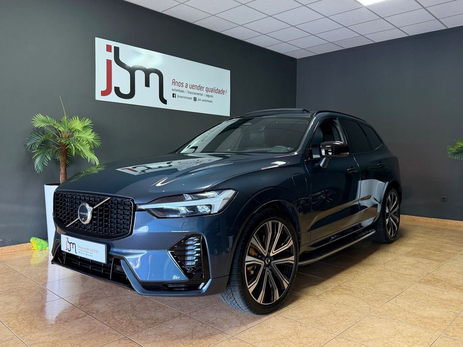 Volvo XC 60 T6 AWD Recharge Geartronic RDesign Expression