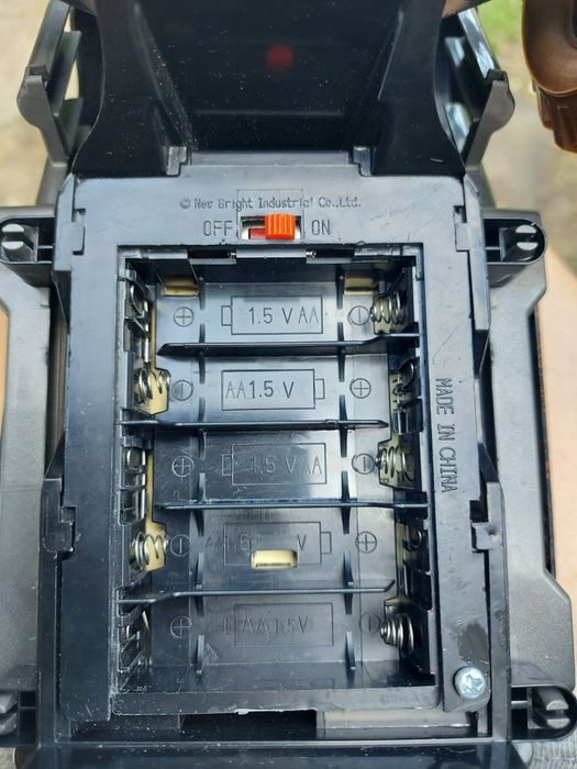 Zabawka samochód duży