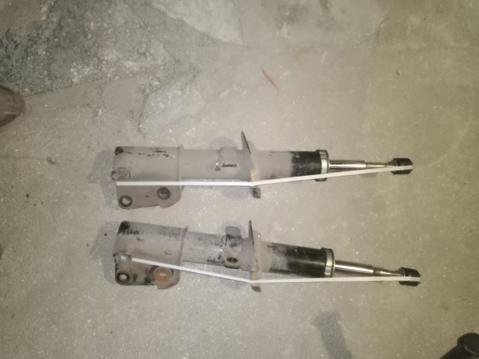 Стойки Виваро2.0дизель