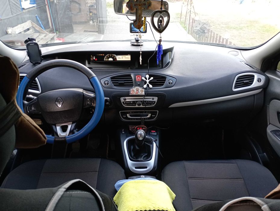 Продам RENAULT SCENIC |||