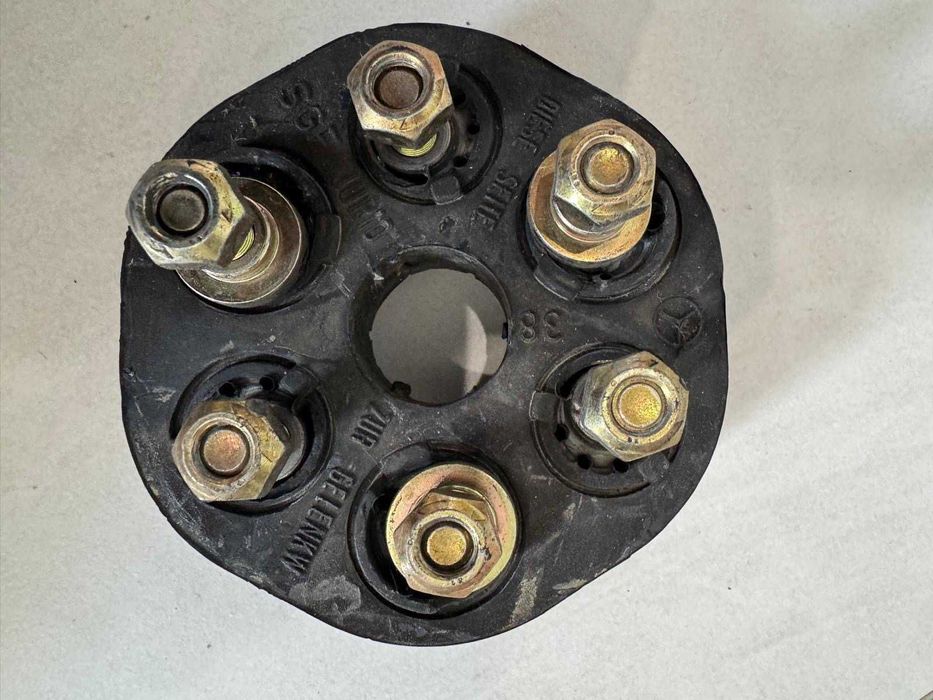 Foco de transmissão de caixa de velocidades Mercedes 38