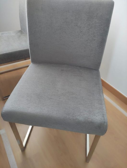 Mesa de Jantar em Inox, Vidro e Madeira + 6 Cadeiras