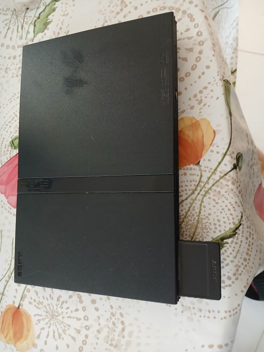 Playstation 2 sprzedam