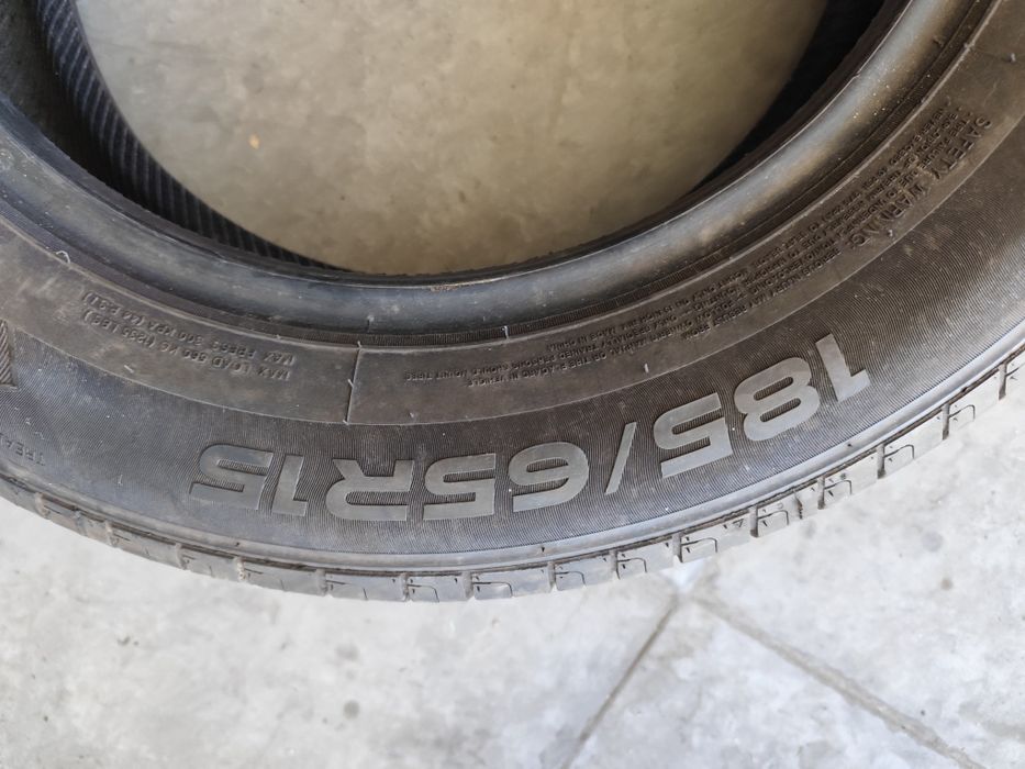 Pneus 185/65r15 Aplus 90% piso