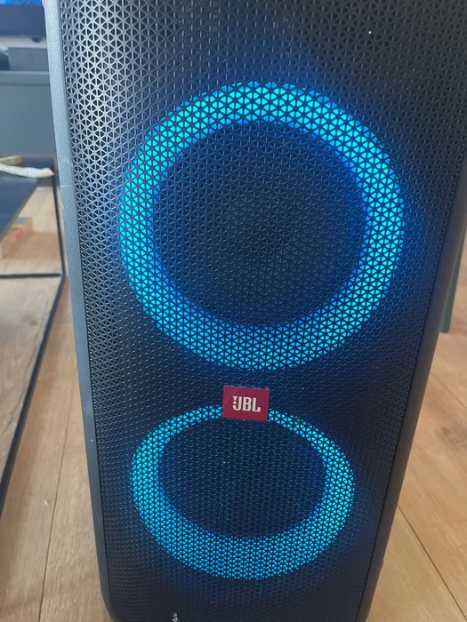 Jbl party box 300