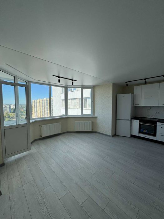 Продаж 2к квартири в центрі міста