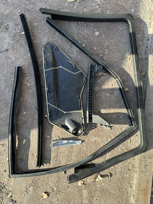 Скопідіймач стеклоподъемник audi q7 правий задний пасажирский