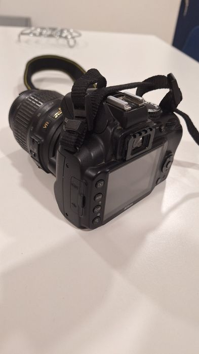 Câmera fotográfica Nikon D3000