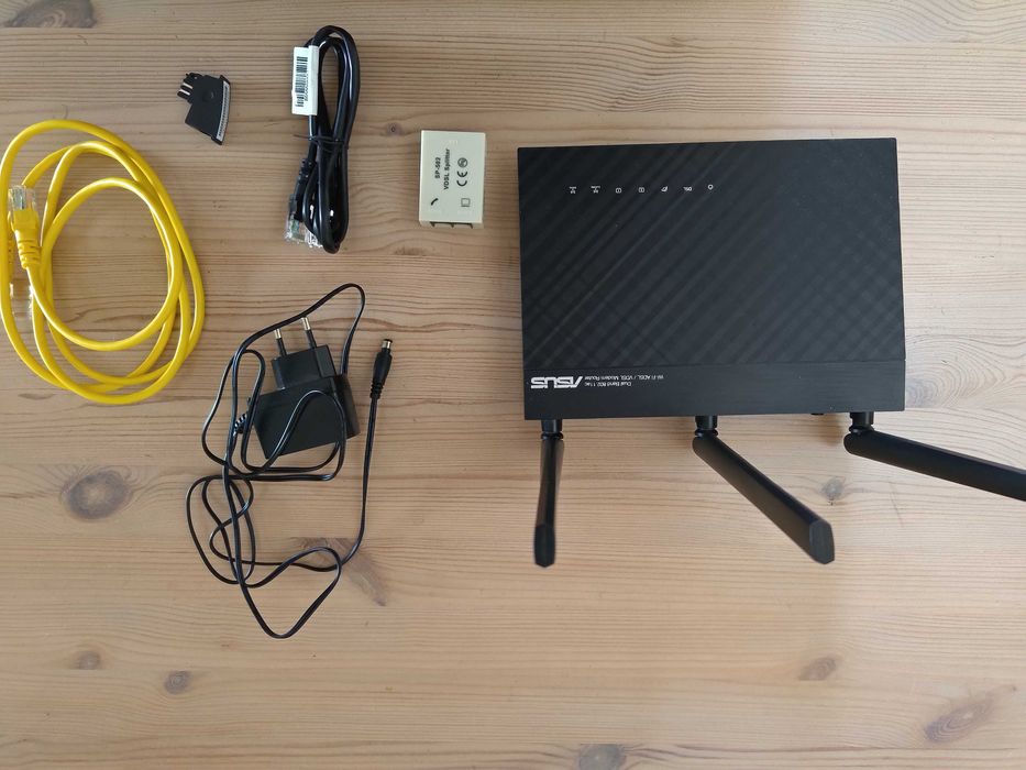 ASUS DSL-AC51 (750Mb/s)