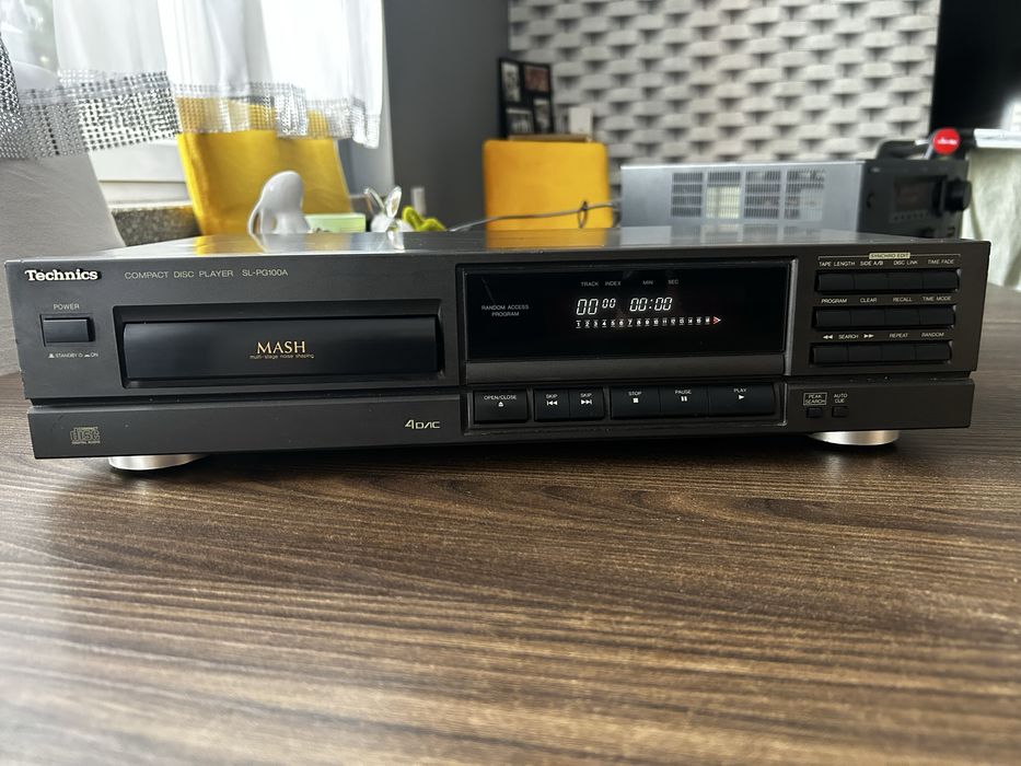 Odtwarzacz CD TECHNICS SL-PG100A
