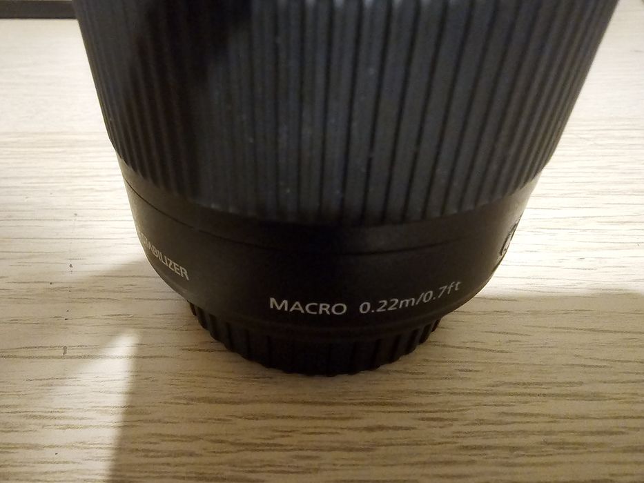 Objetiva Canon EFS 10-18mm