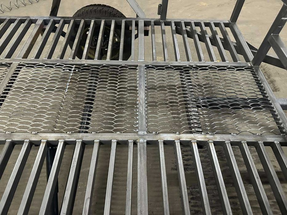 Лазерне очищення поверхонь без піску та хімії : іржа, фарба, нагар