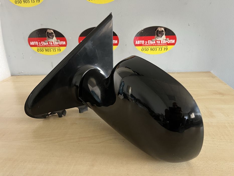 Дзеркало ліве chrysler voyager 4 4717465