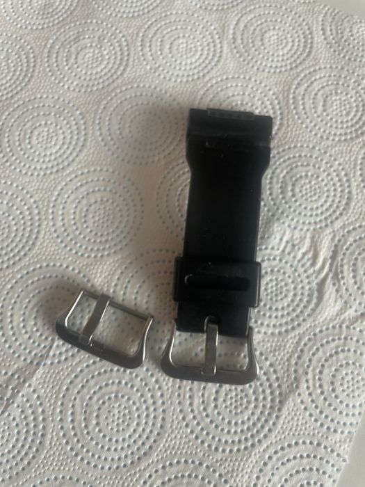 Klamra zapięcie zegarka casio g-shock  srebrna. 2 sztuki