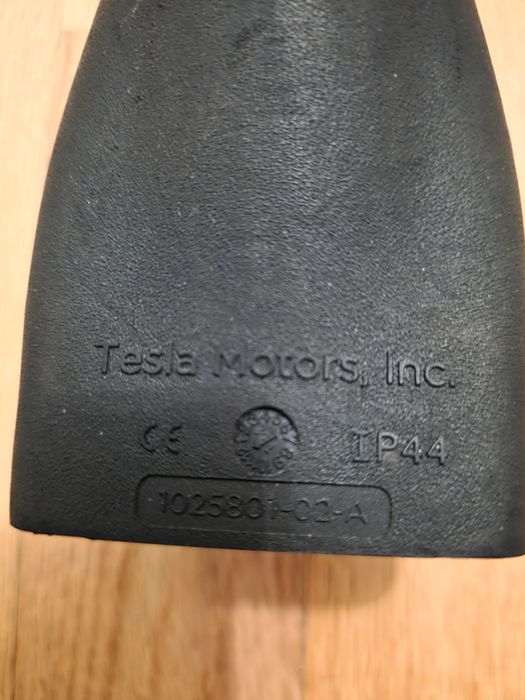 Адаптер зарядки Tesla S, X  32A  1025801-02-А