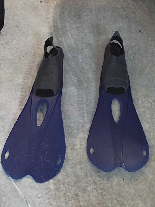 Barbatanas snorkeling e mergulho