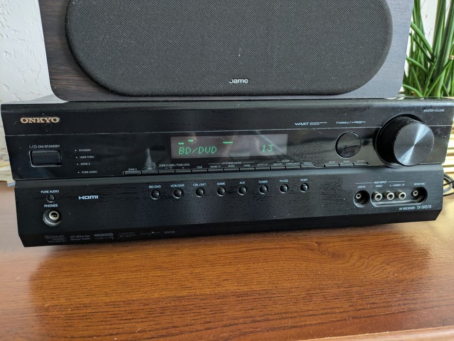 Amplituner Onkyo TX-SR578 i Jamo S426