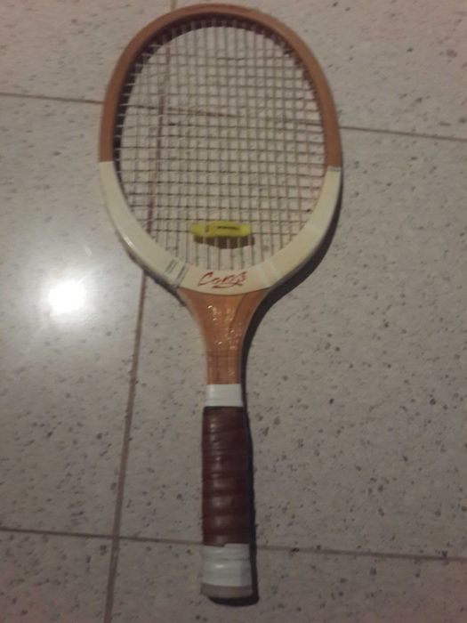 Ракетка для большого тенниса