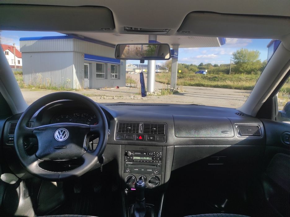 Volkswagen Golf 4