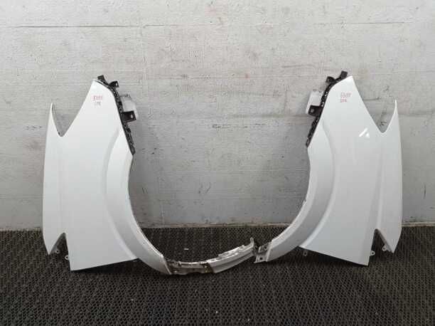 Крила Спрінтер 906 907 Крило в ідеальному стані ліве та праве Розборка